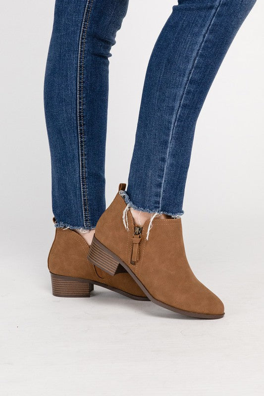 Zayne Ankle Booties DK TAN Boots