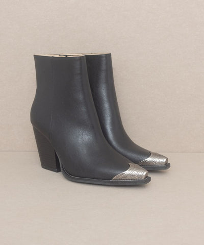 OASIS SOCIETY Zion - Bootie with Etched Metal Toe Boots