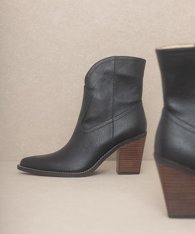 OASIS SOCIETY Harmony - Two Panel Western Booties booties