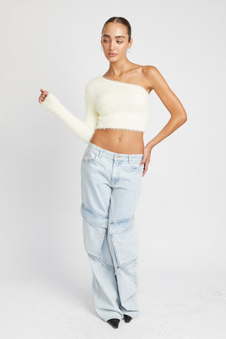 One shoulder fluffy crop sweater Sweater