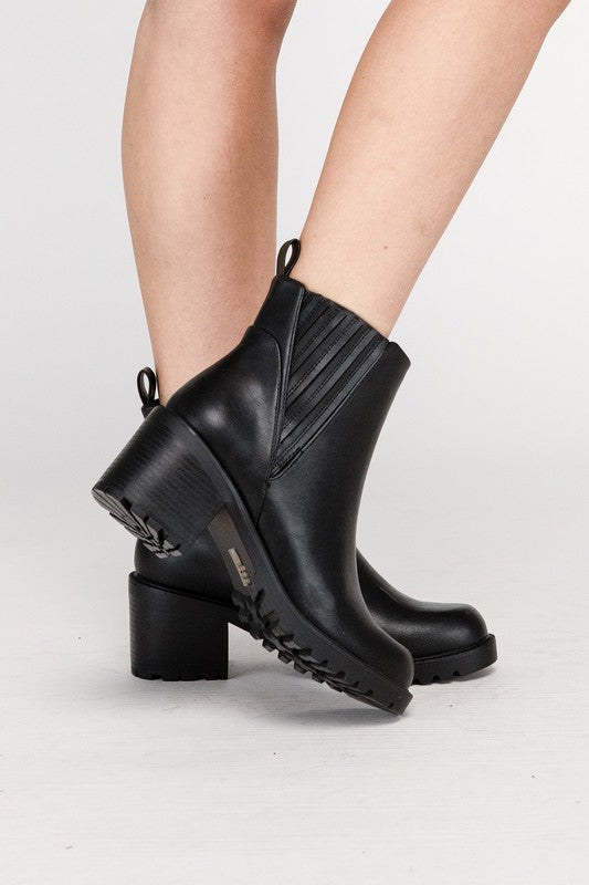 Wisely Ankle Bootie BLACK Boots