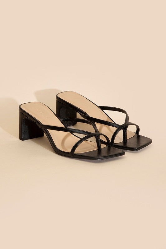 GADGET-S THONG MULE HEELS BLACK