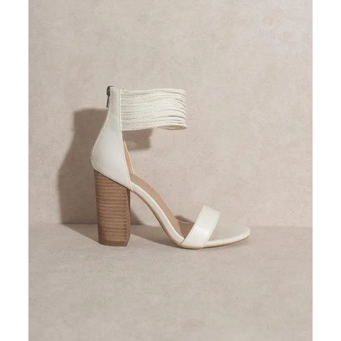 OASIS SOCIETY Blair - Thick Ankle Strap Block Heel Heels