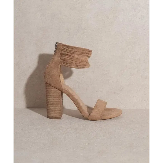 OASIS SOCIETY Blair - Thick Ankle Strap Block Heel Heels