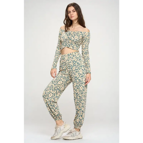 Jogger and Off shoulder top loung wear set leopard Set